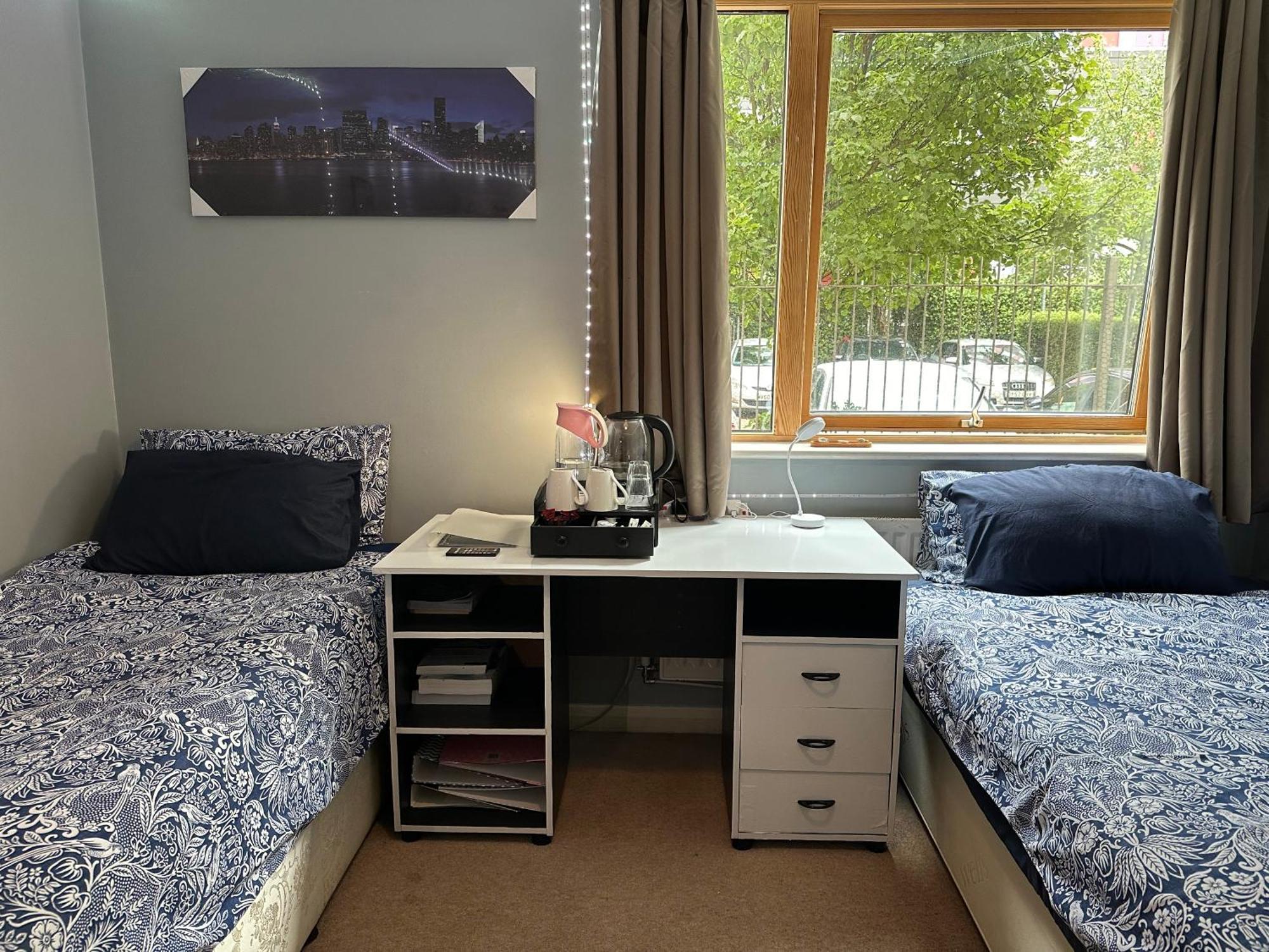 London Gateway Get-Away Leilighet Hounslow Rom bilde