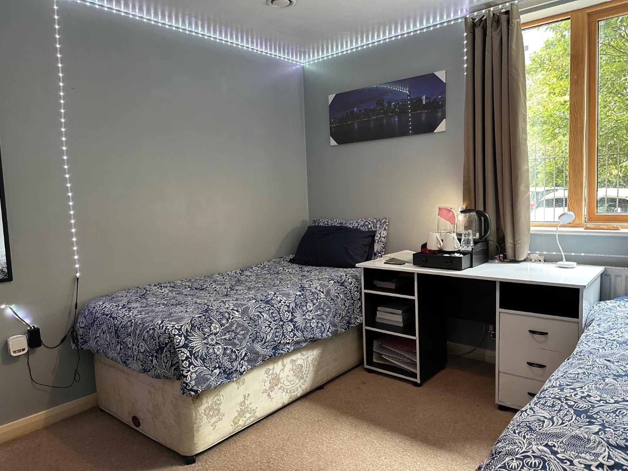 London Gateway Get-Away Leilighet Hounslow Eksteriør bilde